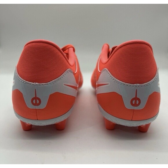 Athletic_Shoes